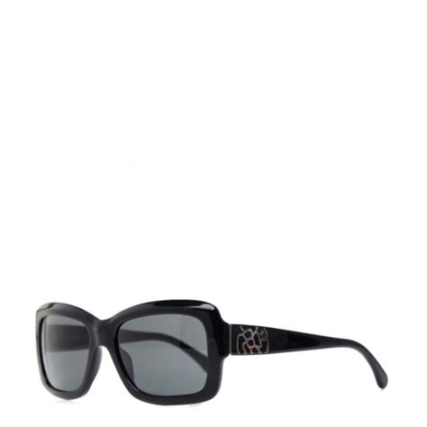 chanel cc camellia sunglasses blogger outfit|CHANEL.